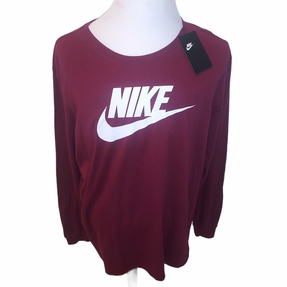 Men's long sleeve Nike size 2XL
